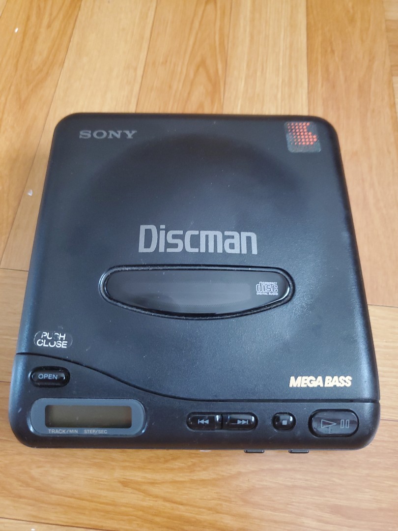 ラストチャンス】SONY DISCMAN Ｄ-11 ポータブルCDプレーヤー ...