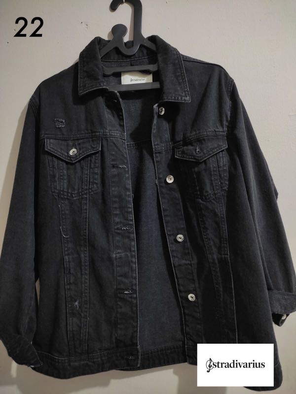 Stradivarius Oversize Black Denim Jacket