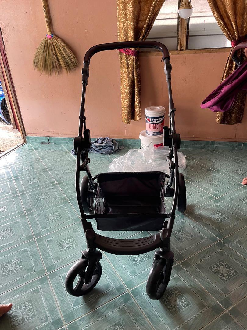 sweet cherry capsule stroller