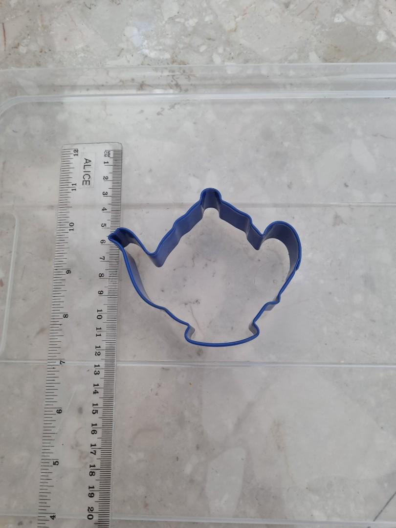 TEAPOT cookie cutter, Furniture & Home Living, Kitchenware & Tableware