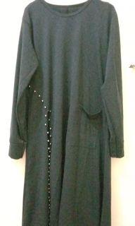 Tunik hitam