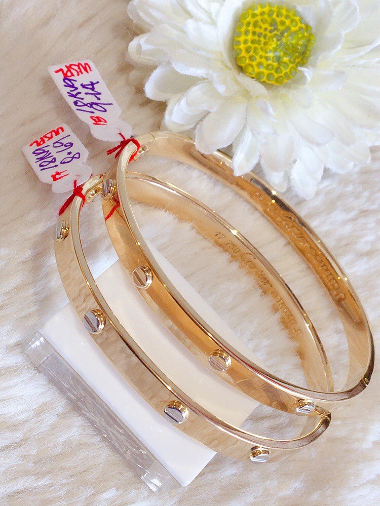Two tone cartier shop bangle
