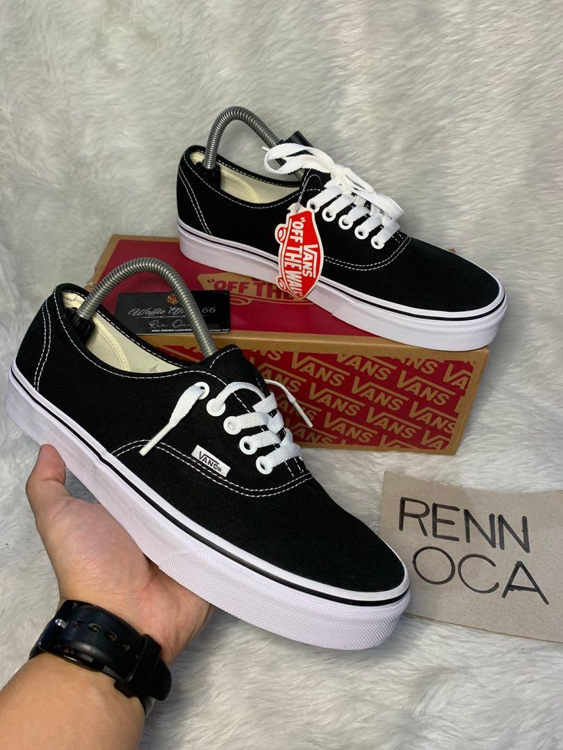 Vans Authentic Black White Men s Fashion Footwear Sneakers