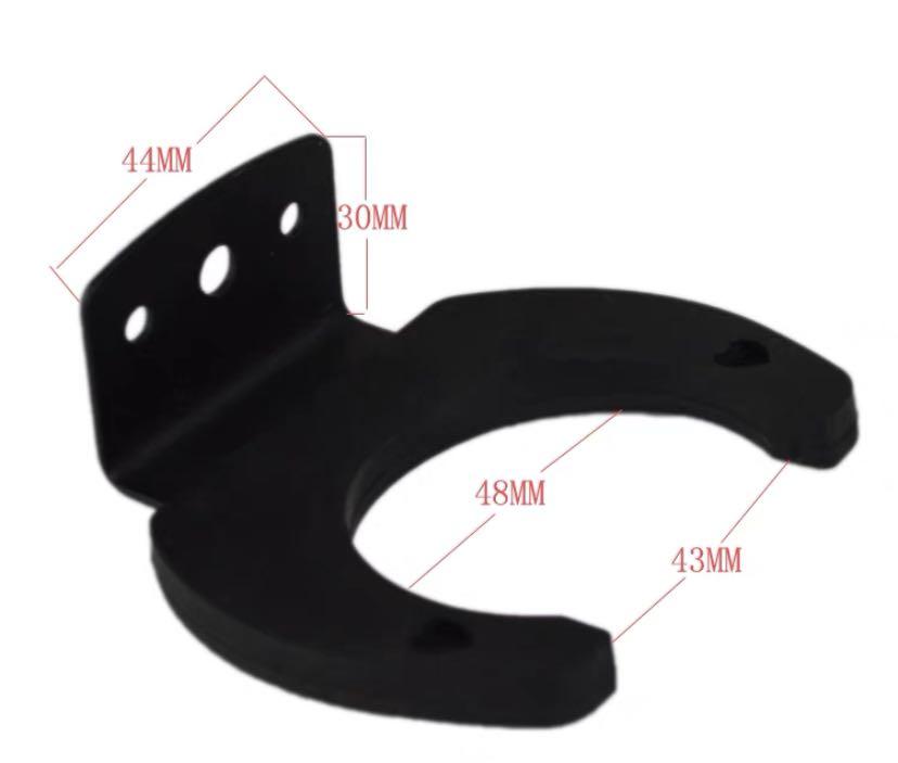 Vertical-mount brackets for microphones423324172556052484