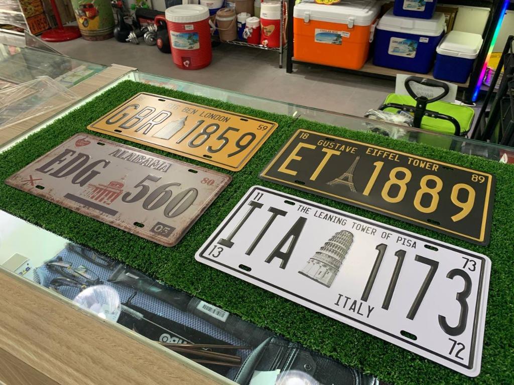 Vintage Car Number Metal License Sign Plate Metal Tin Signs Garage Bar