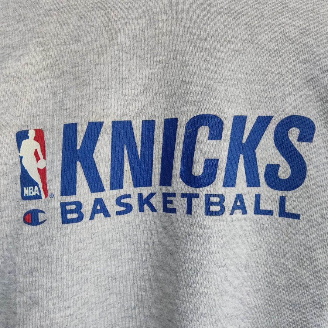 Vintage 80s/90s Champion New York Knicks NBA Sweatshirt, Men's Fashion,  Coats, Jackets and Outerwear on Carousell