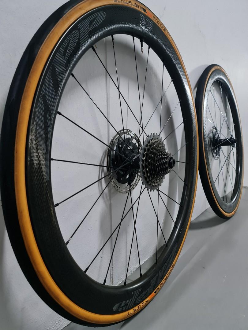 Zipp 303 NSW Disc Tubeless Carbon Wheelset, Sports Equipment, Bicycles