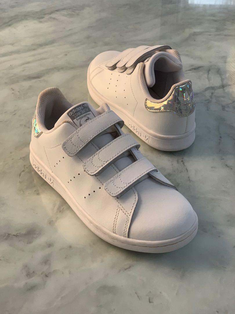 Stan smith deals gold iridescent
