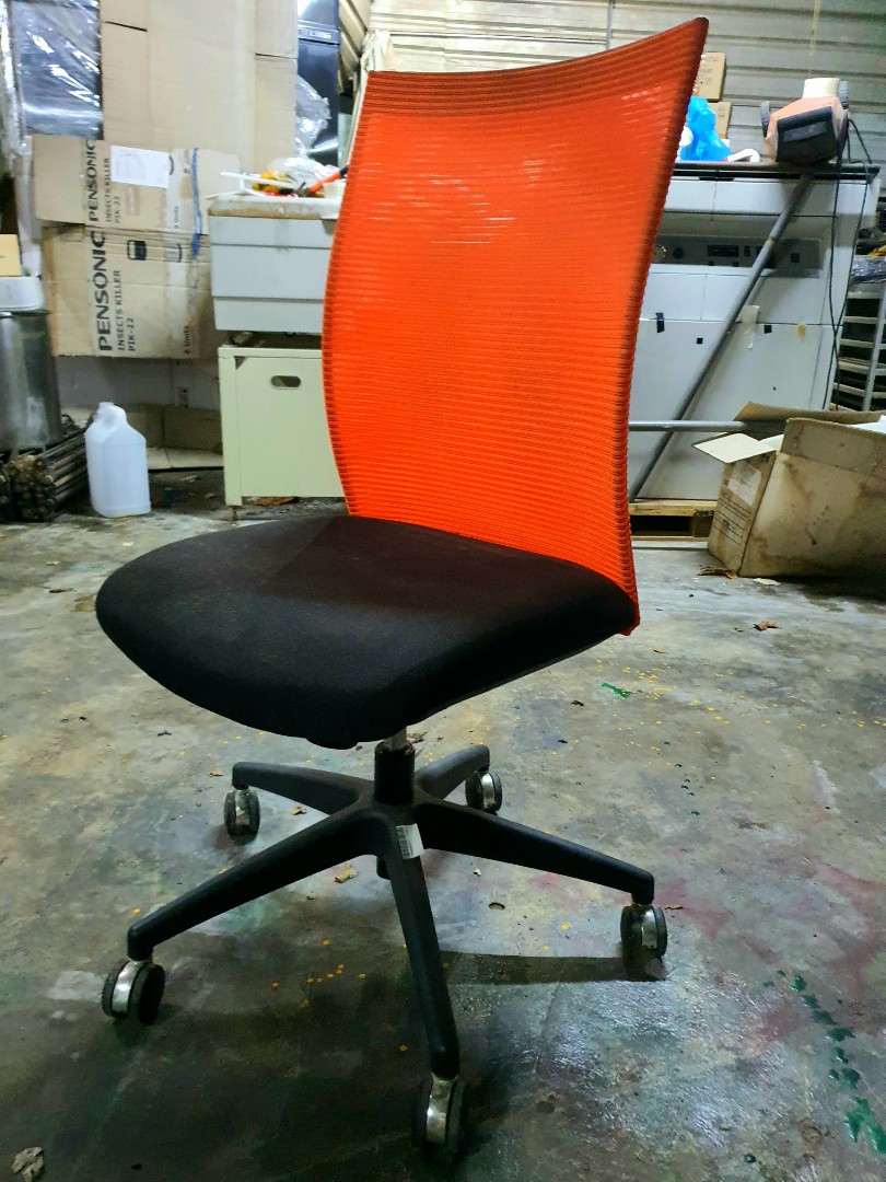 Adjustable mesh chair, Furniture & Home Living, Furniture, Chairs on