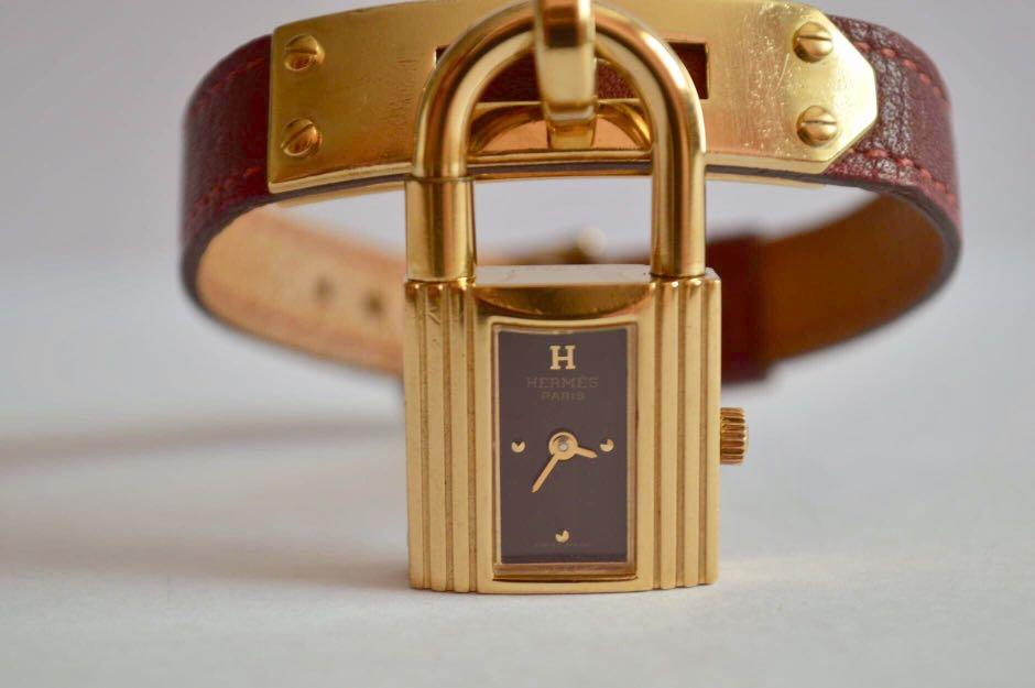 Authentic hermes (Category: Luxury Watches) located in Manila. Submitted by chloe_luxuries (Listing ID 1121027316, Image 2). Description: Guaranteed original hermes kelly watch Still in excellent working condition No more inclusion watch only Pm for more details.