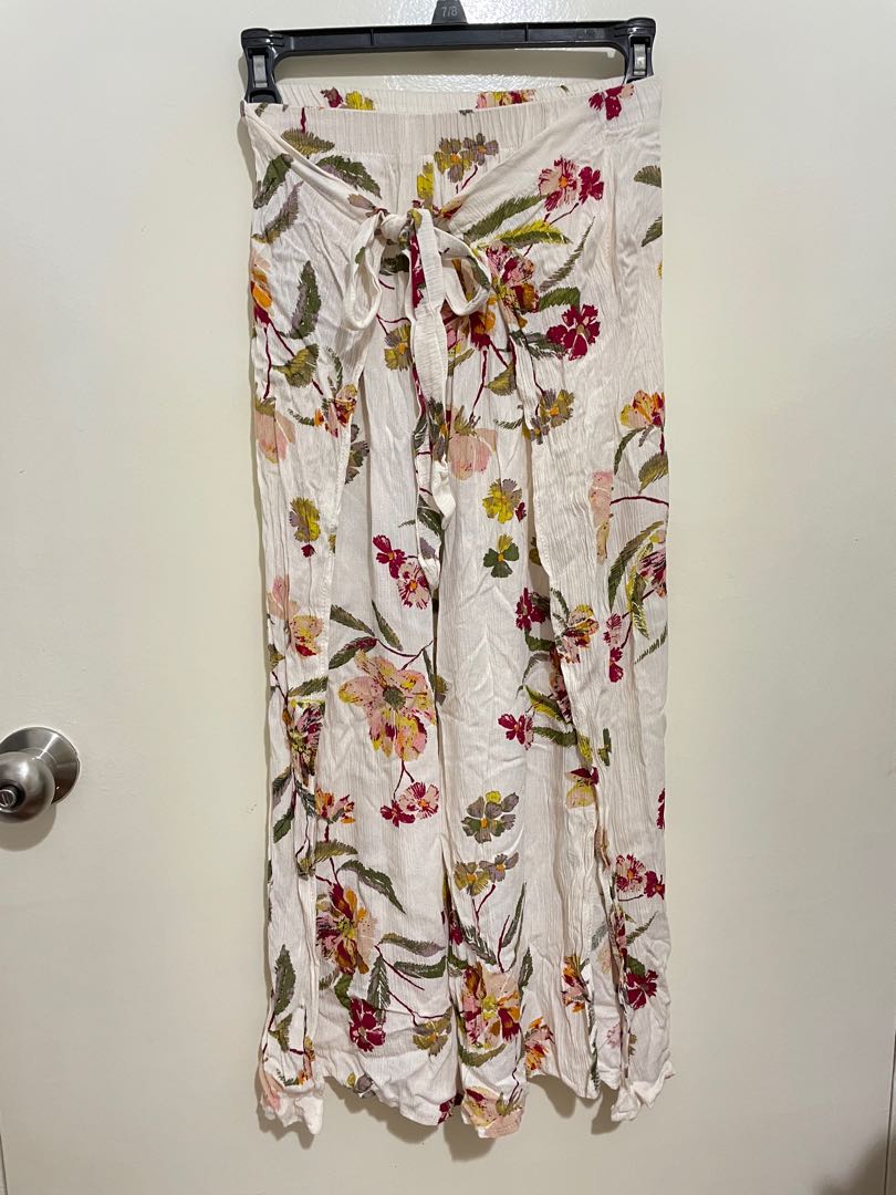 Beach Coverup Pants, Women's Fashion, Bottoms, Other Bottoms on Carousell