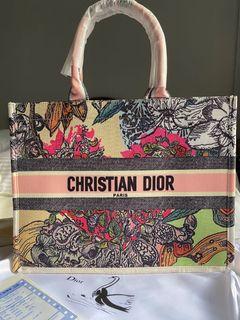 Book tote