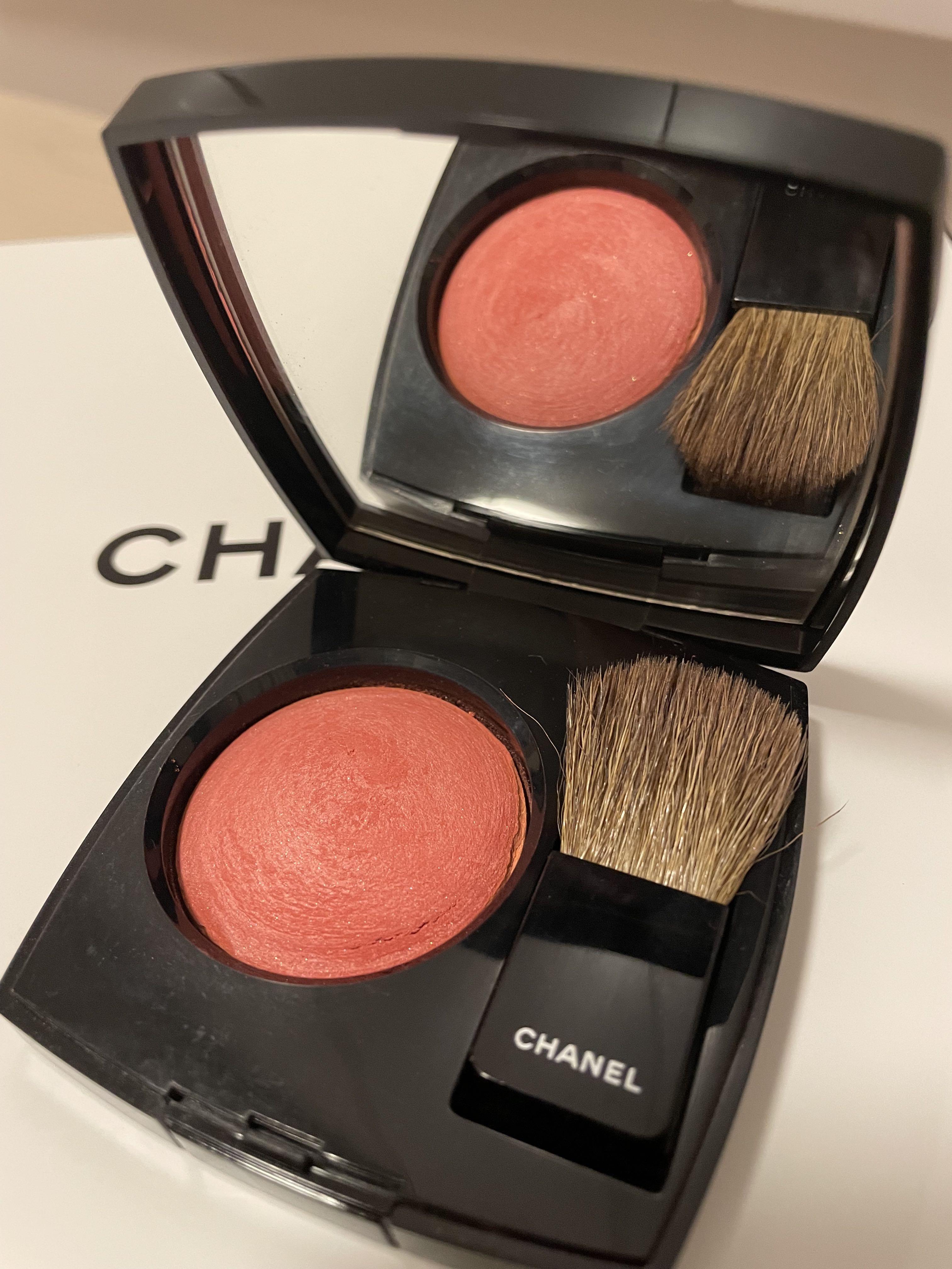 Chanel* Joues Contraste Powder Blush in Malice (71), 美容＆個人護理, 健康及美容- 皮膚護理,  化妝品- Carousell