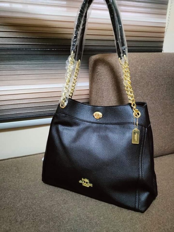 Coach black discount bag price