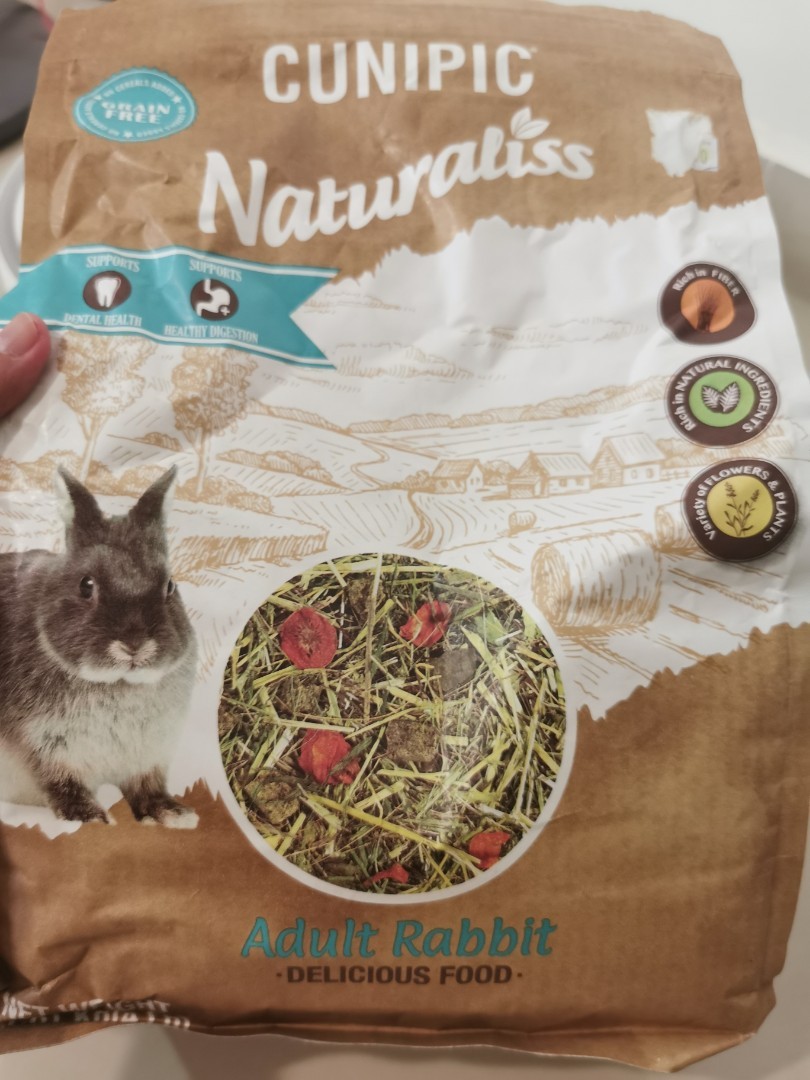 Cunipic rabbit food/hay, Pet Supplies, Pet Food on Carousell