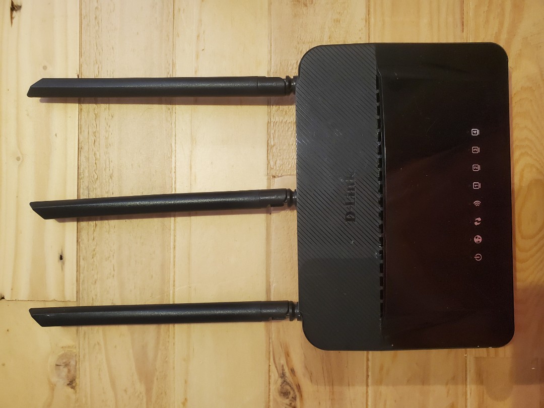 DLink DIR859 wireless router, Computers & Tech, Parts & Accessories