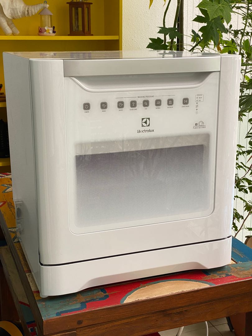 Electrolux esf6010bw compact dishwasher 2025