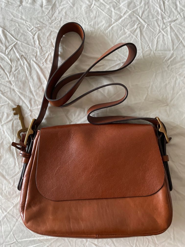 Fossil harper best sale small saddle crossbody