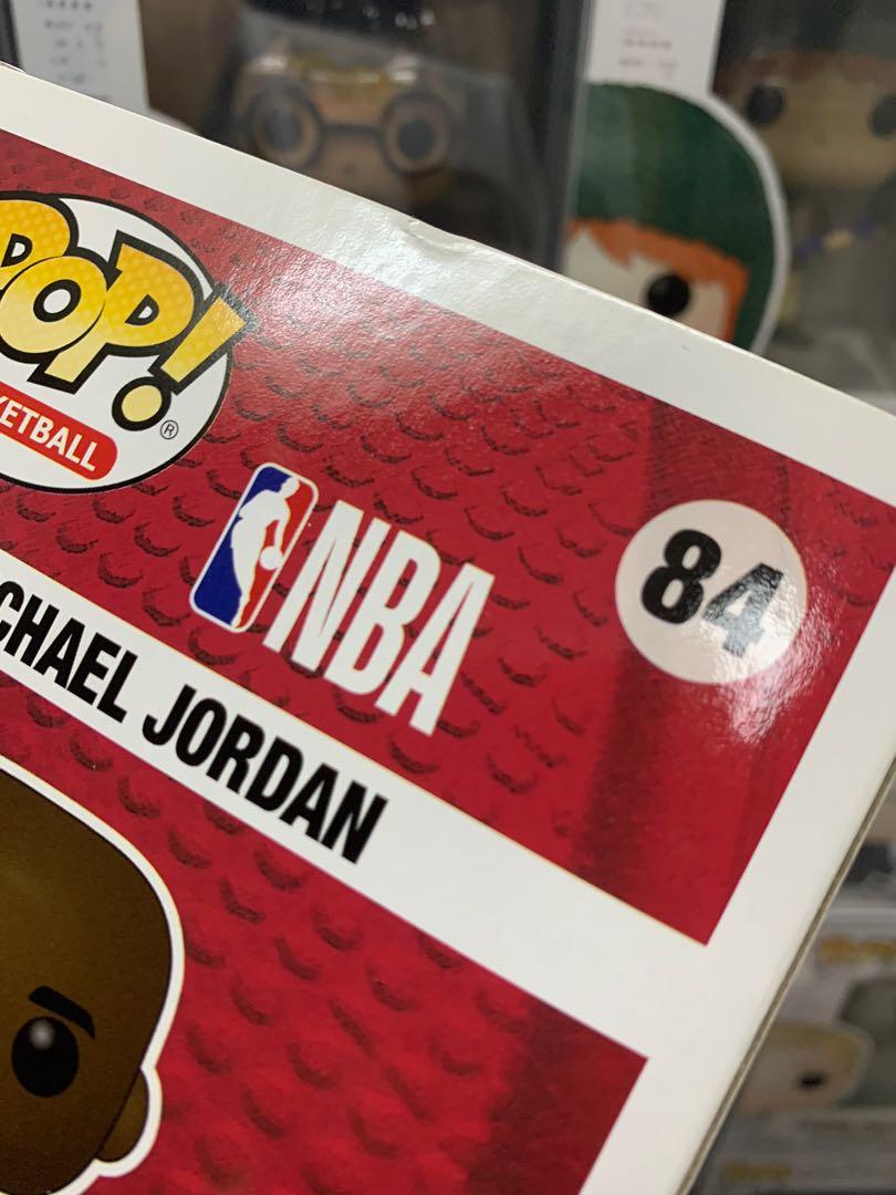Funko Pop! Basketball: Michael Jordan (White Warm-ups) #84