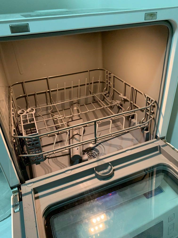 Giselle tabletop dishwasher, TV & Home Appliances, Kitchen Appliances