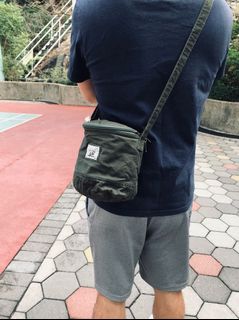 （分類：）位於 。 由 ash000 提交（商品編號 1121029727，圖片 1）。簡介： 。