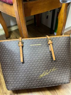 (Category: ) located in . Submitted by farsthrift (Listing ID 1121092875, Image 1). Description: .
