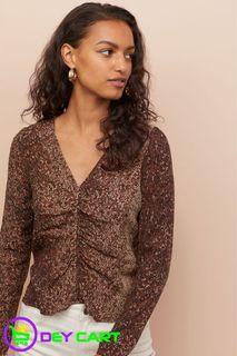 H&M printed V neck top