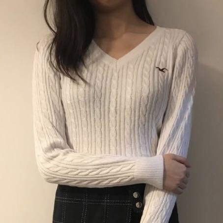 Hollister sweater white sale