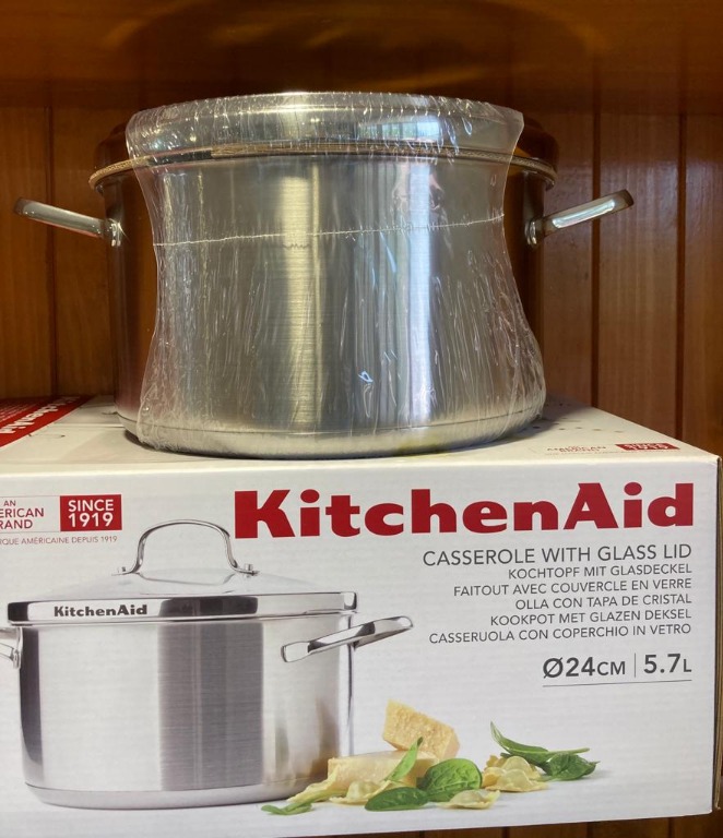 KitchenAid Casserole with Glass Lid 24cm/5.7L, Furniture & Home Living