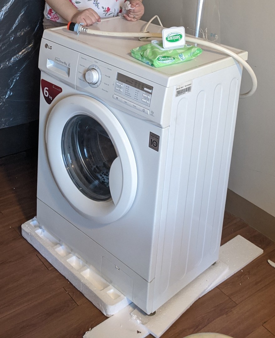 LG Washing Machine with 80 Dryer inverter direct drive compact model! Best for condos only