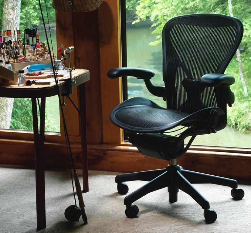Herman Miller Aeron Ergonomic Chair - Size C, Graphite