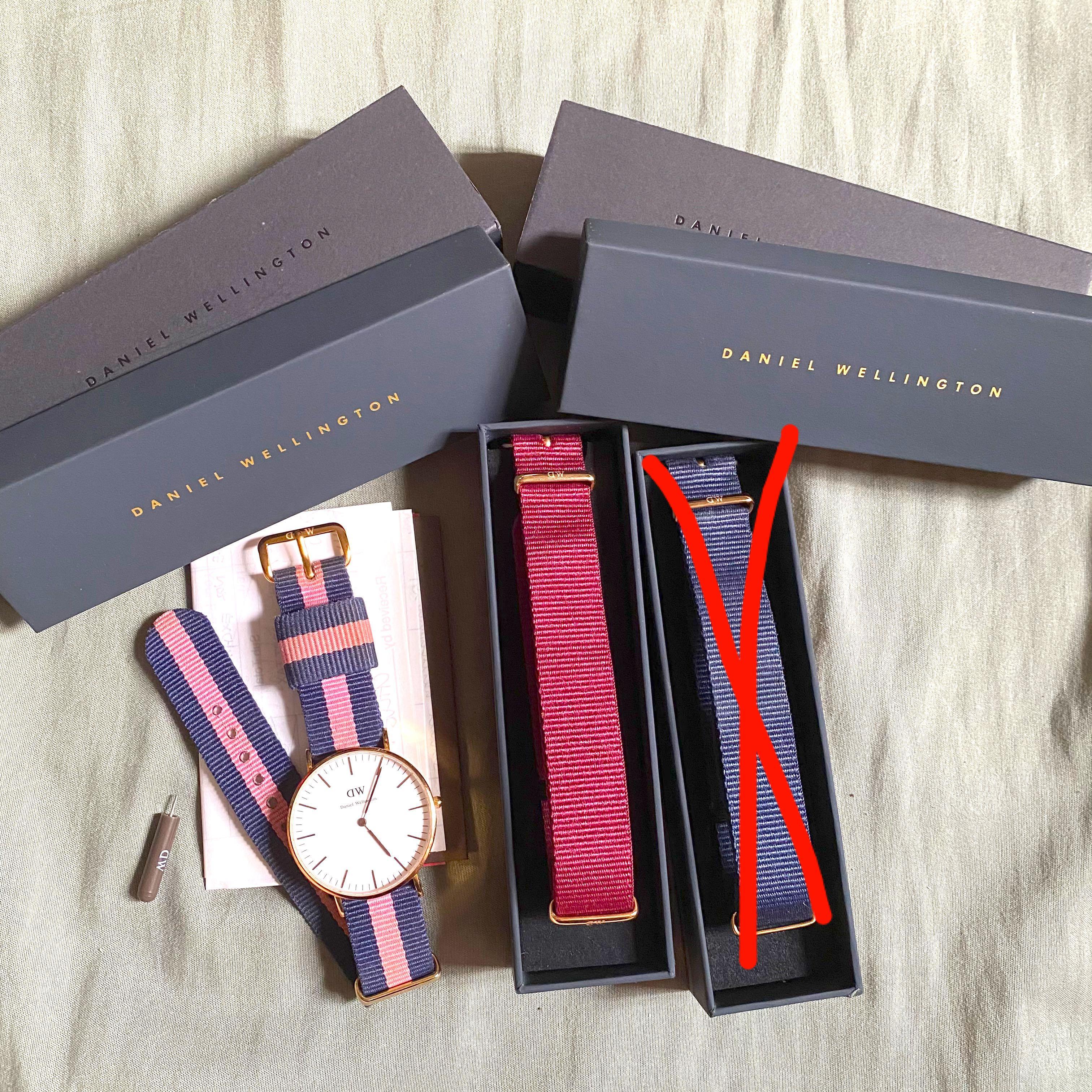 Daniel wellington maroon strap top