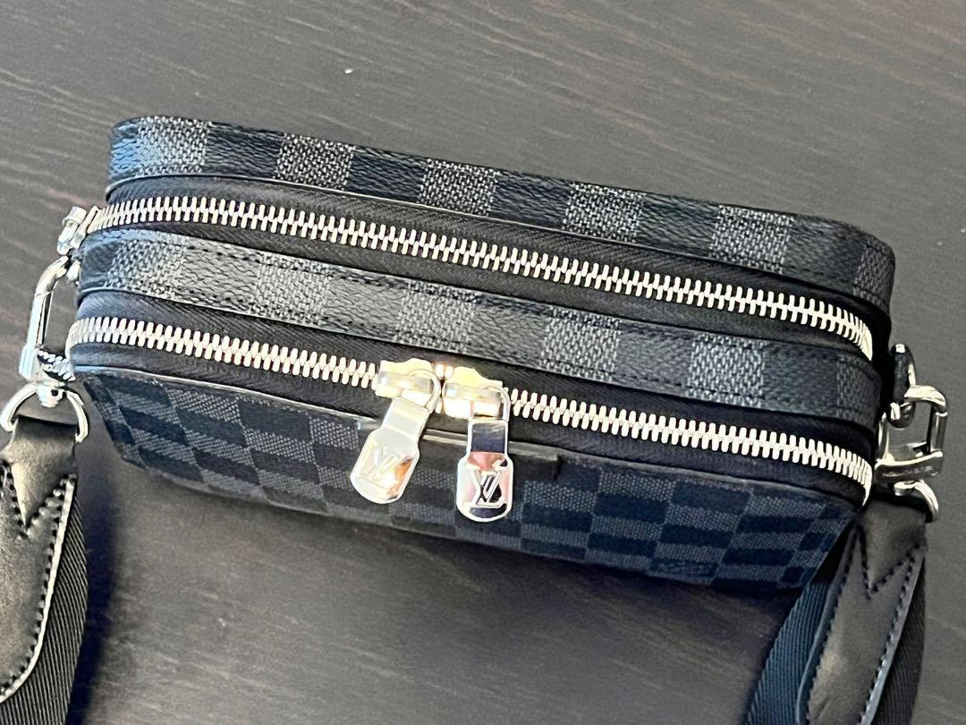 Louis Vuitton LV Alpha wearable wallet new Grey ref.689610 - Joli Closet