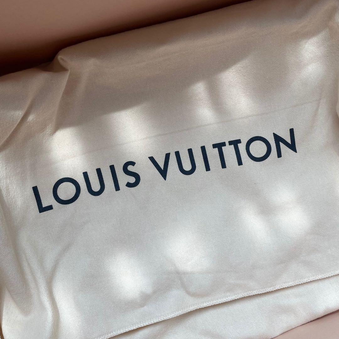 💯Moving SALES! Louis Vuitton Vigil Abloh Polochon Papillon
