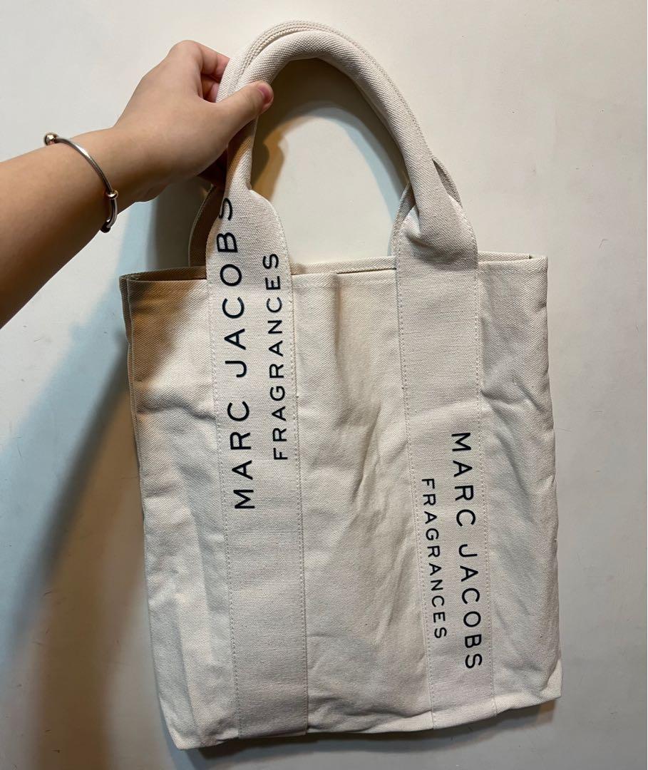 銷量第一！Marc Jacobs 雜誌袋, 女裝, 手袋及銀包, 單肩包- Carousell