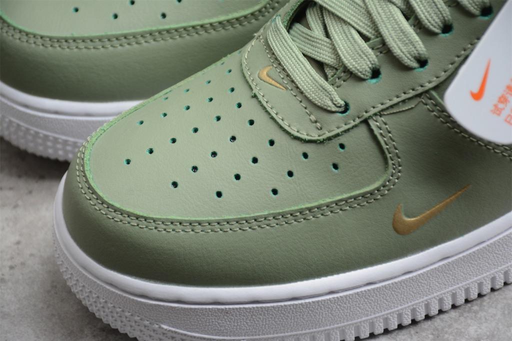Men's Nike Air Force 1 Low '07 LV8 Double Swoosh Olive Gold Black Sneakers  in Oil Green/Metallic Gold/Whi…