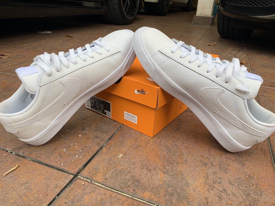 All white nike blazer low discount