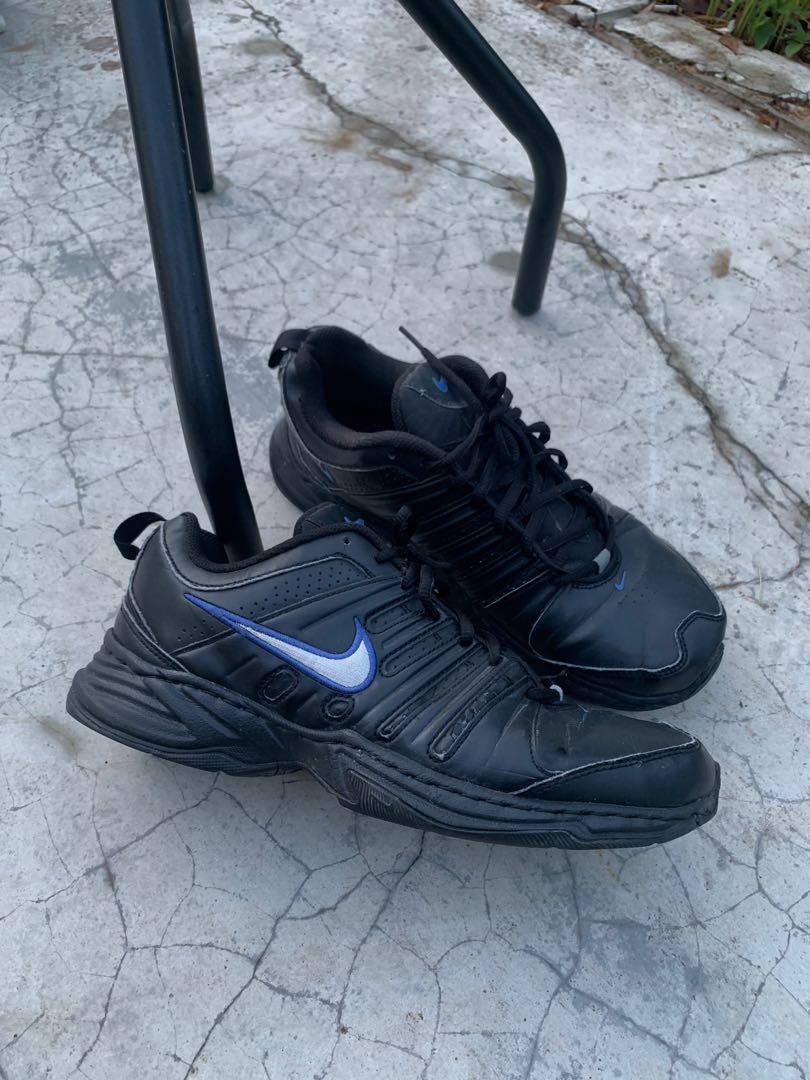 nike running shoes vintage