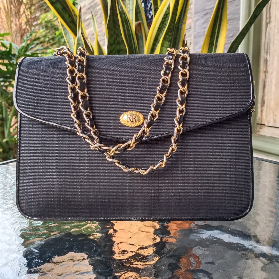Nina ricci purse vintage store