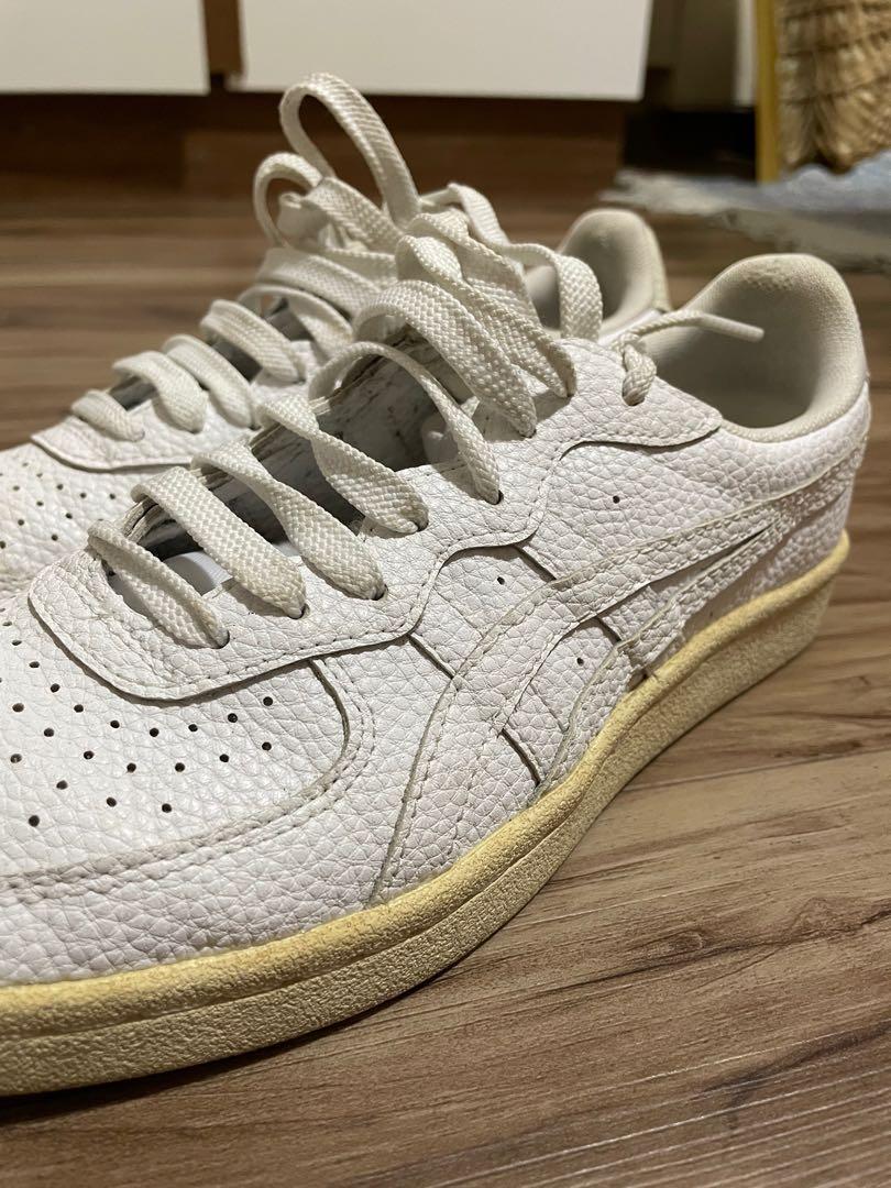 Onitsuka Tiger White Sneakers (Category: Sneakers) located in Singapore. Submitted by rrerica (Listing ID 1121123787, Image 2). Description: Bought in Japan. Worn twice..
