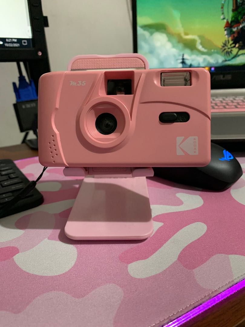 (Rush Sale! LP NA PO YAN) Pink Kodak M35 Film Camera, Photography