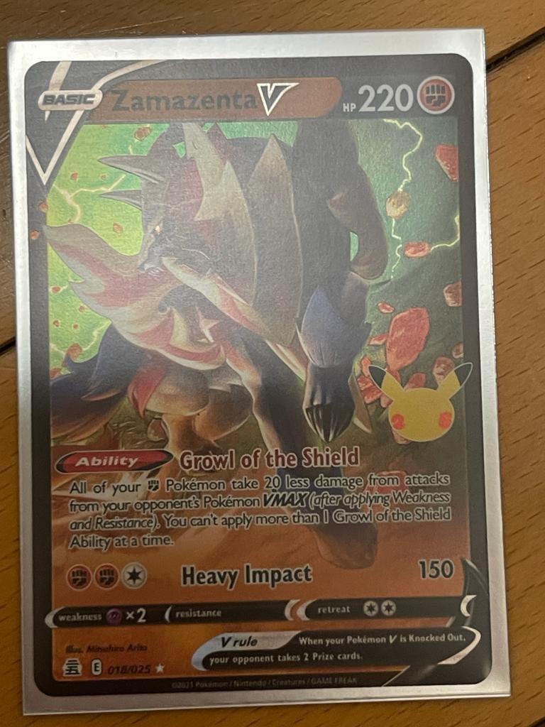 Zamazenta V rare Pokémon card +12 holo reverse cards, 興趣及遊戲, 玩具 & 遊戲類