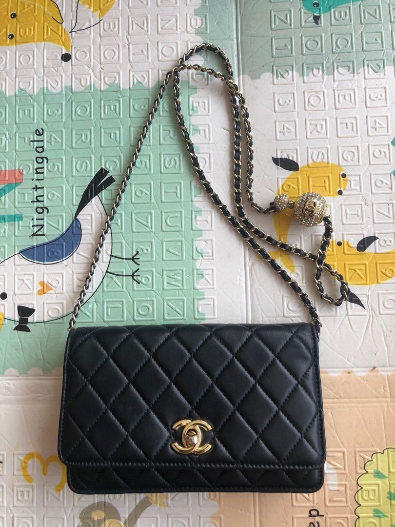 Chanel chain sling bag 2025