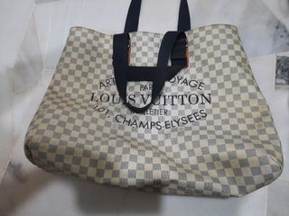 Replica Louis Vuitton Bag For sell, Women's Fashion, Bags & Wallets, Purses  & Pouches on Carousell