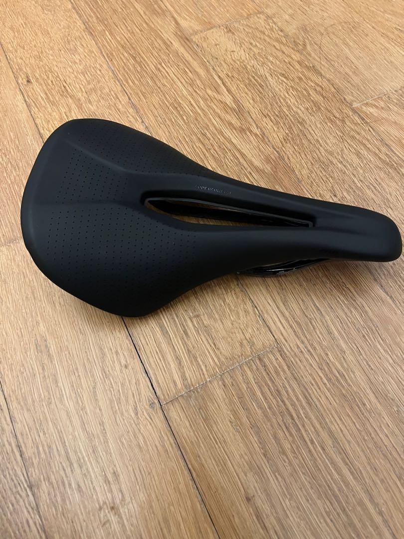 S-works power arc saddle 143, Sports Equipment, Bicycles & Parts 