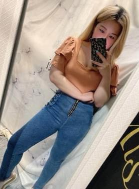 (Category: ) located in . Submitted by snickersssss (Listing ID 1121011816, Image 1). Description: .