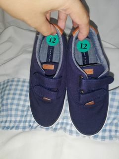 (Category: ) located in . Submitted by scentstylesph (Listing ID 1121050167, Image 1). Description: .