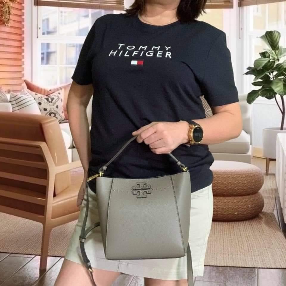 Tory Burch Mcgraw Small Bucket Bag, Luxury, Bags & Wallets on Carousell