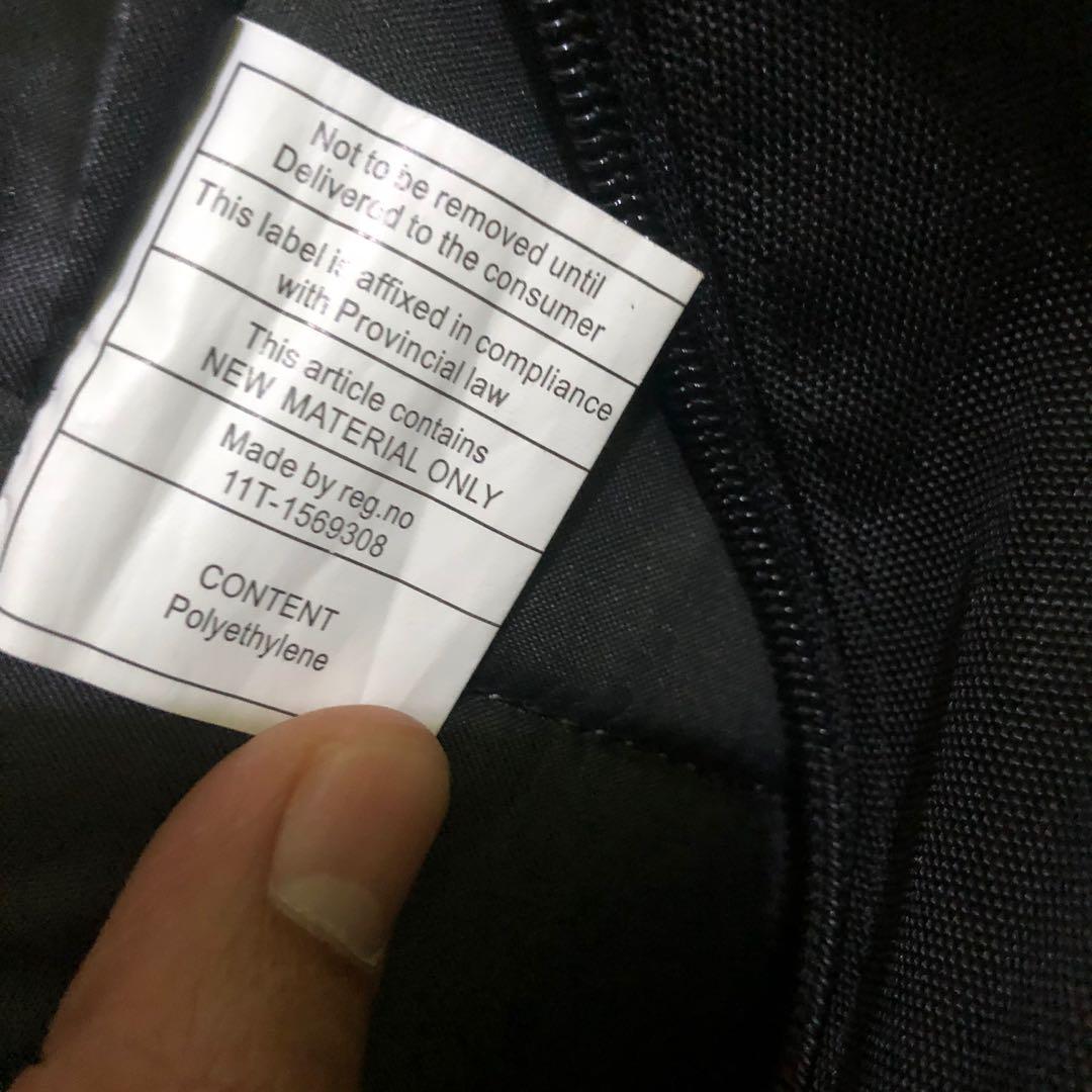 Victorinox waist bag Preloved, Fesyen Pria, Tas & Dompet , Tas