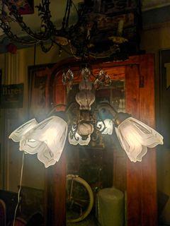 Vintage 5 Arm Lamp Chandelier
Porcelain
